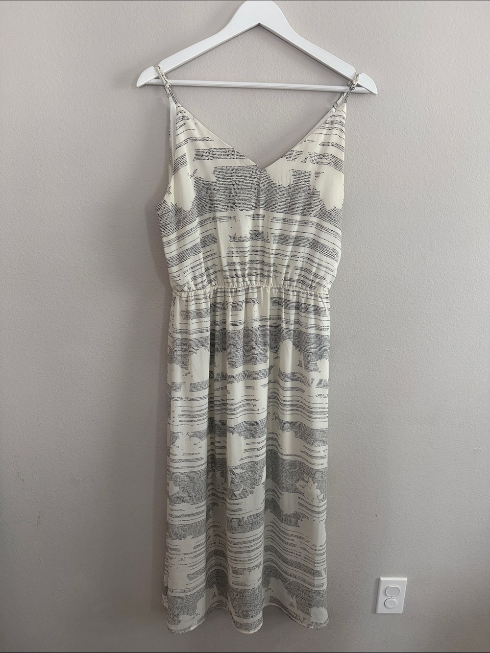 Sienna Sky Ladies Large V-Neck Slip Midi Dress with Lining
